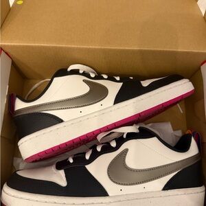 Nike Low-Top Sneakers - White, Black, Silver & Pink